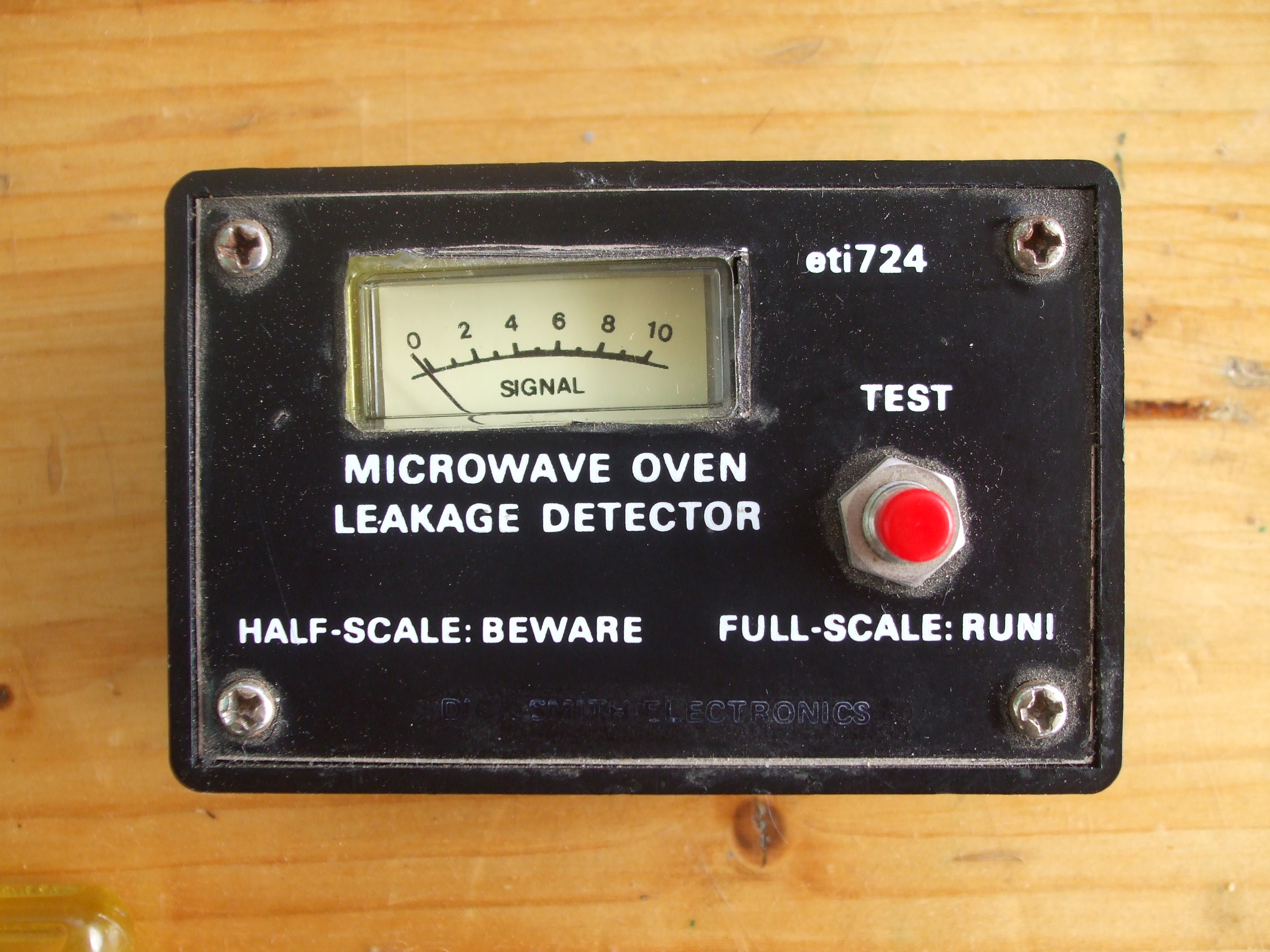 Microwave leak tester 3.JPG